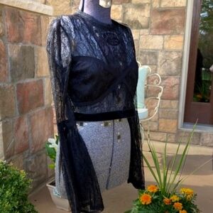 Forever 21 NWT Lace top with Long Bell Sleeves and Opaque Bra Area Sz Medium